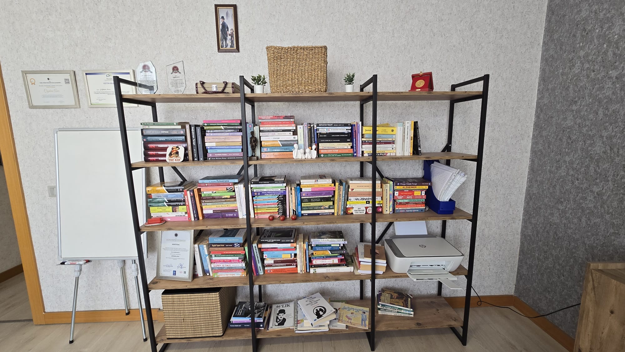 Klinik Psikolog Çiğdem AVCI Ofis